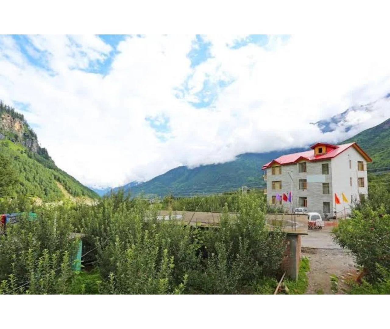 Snow Range Resort And Cottage Vashist Bagian luar foto