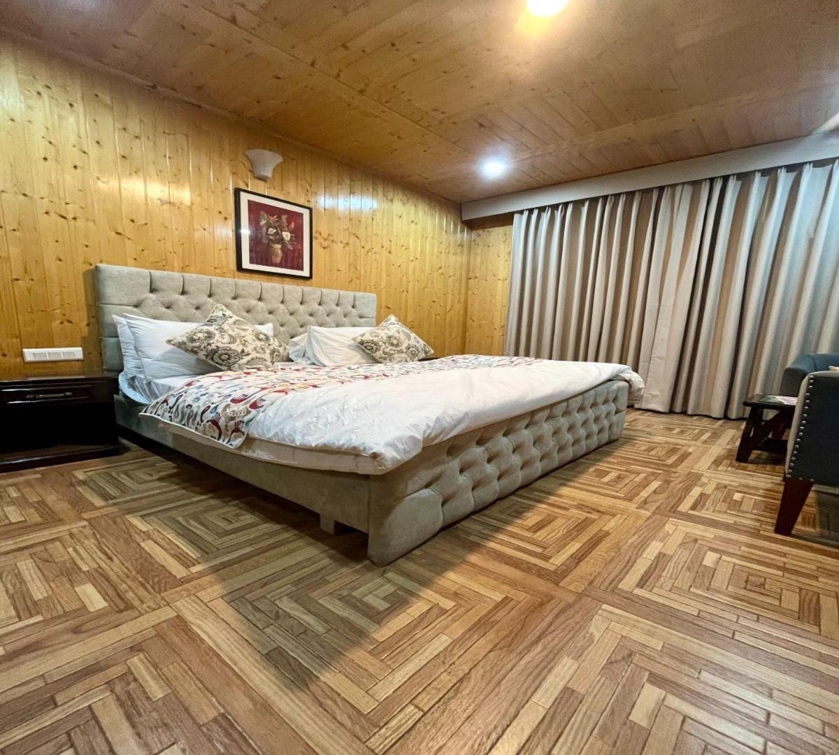 Snow Range Resort And Cottage Vashist Bagian luar foto