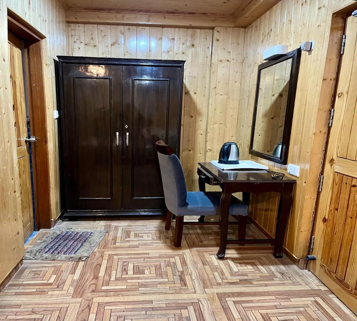 Snow Range Resort And Cottage Vashist Bagian luar foto